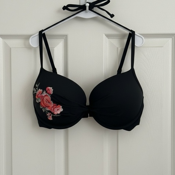 NWOT- Black Halter Bikini Top – Size Small (La Vie en Rose - Picture 1 of 1